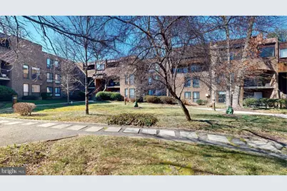 11208 Chestnut Grove Square #210, Reston, VA 20190 - Photo 2