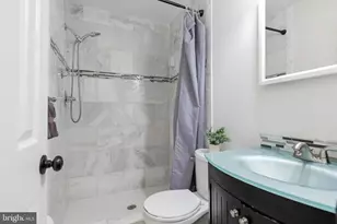 7810 Hayfield Rd, Alexandria, VA 22315 - Photo 20