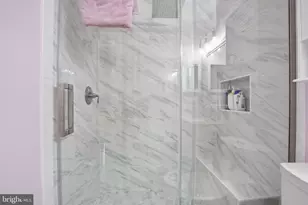 5629 Ridge View Dr, Alexandria, VA 22310 - Photo 30
