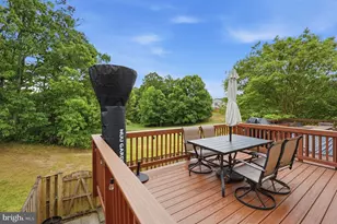 5629 Ridge View Dr, Alexandria, VA 22310 - Photo 18