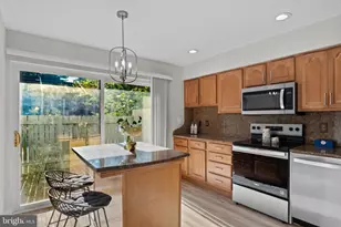 11164 Saffold Way, Reston, VA 20190 - Photo 4
