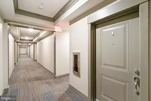 2903 Bleeker St, Fairfax, VA 22031 - Photo 2