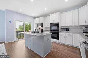 13511 Lavender Mist Ln, Centreville, VA 20120 - Photo 10