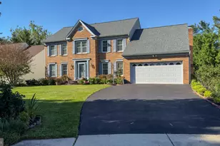 14816 Harvest Ct, Centreville, VA 20120 - Photo 1