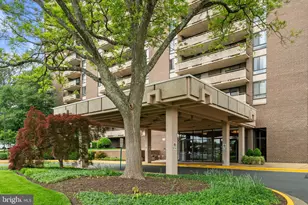 1800 Old Meadow Rd, McLean, VA 22102 - Photo 4
