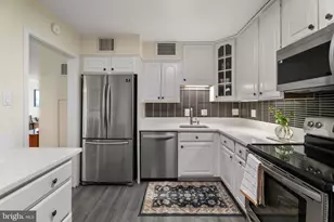 1800 Old Meadow Rd, McLean, VA 22102 - Photo 14