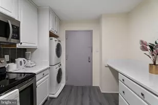 1800 Old Meadow Rd, McLean, VA 22102 - Photo 16