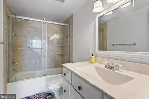 1800 Old Meadow Rd, McLean, VA 22102 - Photo 20