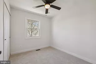 9662 Westport Ln, Burke, VA 22015 - Photo 16