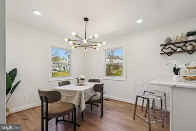 9662 Westport Lane, Burke, VA 22015 - Photo 4