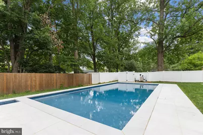 1002 Avery Court SW, Vienna, VA 22180 - Photo 22