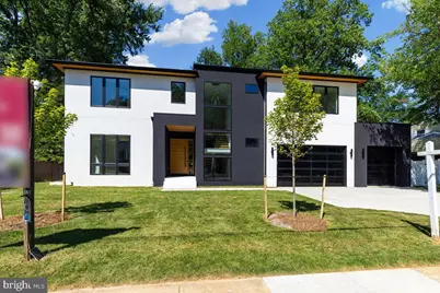 1002 Avery Court SW, Vienna, VA 22180 - Photo 4