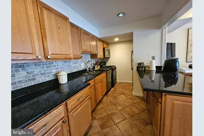 2621 Wagon Dr, Alexandria, VA 22303 - Photo 12