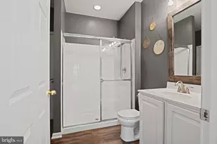 2921 Deer Hollow Way, Fairfax, VA 22031 - Photo 22