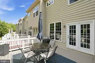 8133 Dove Cottage Ct, Lorton, VA 22079 - Photo 28