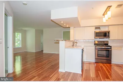 5958 Founders Hill Drive #101B, Alexandria, VA 22310 - Photo 2
