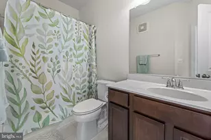 12384 Azure Ln, Fairfax, VA 22033 - Photo 24