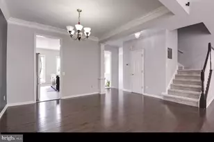 13118 Rose Petal Cir, Herndon, VA 20171 - Photo 10