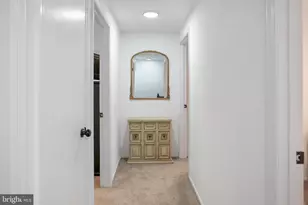 10103 Sassafras Woods Ct, Burke, VA 22015 - Photo 12