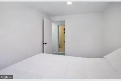 10103 Sassafras Woods Court, Burke, VA 22015 - Photo 18