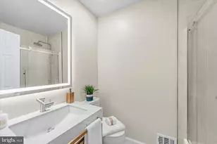 4520 Garbo Ct, Annandale, VA 22003 - Photo 20