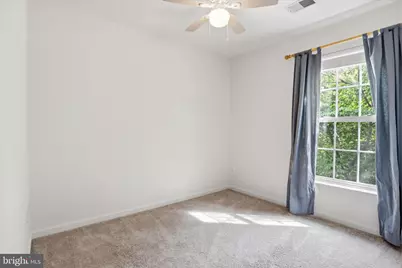 13662 Saint Johns Wood Place, Herndon, VA 20171 - Photo 26