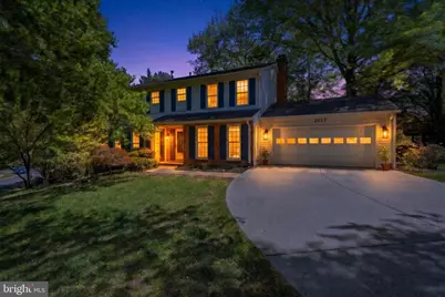 2111 Statute Lane, Vienna, VA 22181 - Photo 2