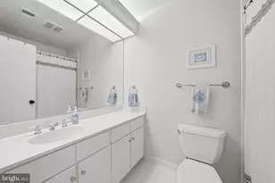 2111 Statute Ln, Vienna, VA 22181 - Photo 32
