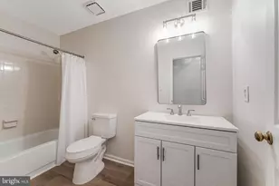13203 Stone Heather Dr, Herndon, VA 20171 - Photo 32