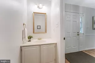 13203 Stone Heather Dr, Herndon, VA 20171 - Photo 18