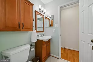 10924 Adare Dr, Fairfax, VA 22032 - Photo 40