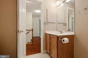 1913 Aubrey Pl Ct, Vienna, VA 22182 - Photo 50