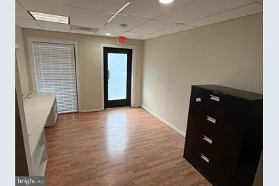 6116 Rolling Road #216, Springfield, VA 22152 - Photo 4