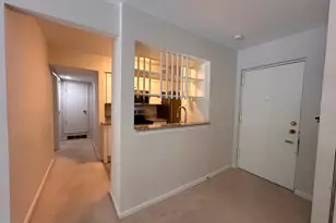 8511 Barrington Ct, Springfield, VA 22152 - Photo 10