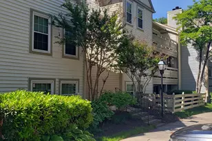2237 Lovedale Ln, Reston, VA 20191 - Photo 1