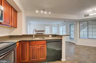 6006 Curtier Dr, Alexandria, VA 22310 - Photo 6