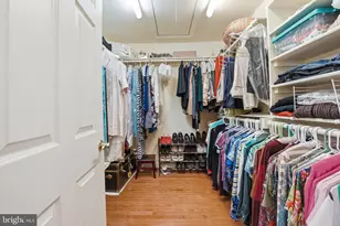 8605 Cherry Dr, Fairfax, VA 22031 - Photo 34