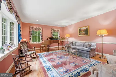 8605 Cherry Drive, Fairfax, VA 22031 - Photo 22