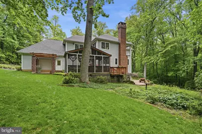 8605 Cherry Drive, Fairfax, VA 22031 - Photo 10