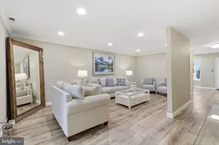 13707 Autumn Vale Ct, Chantilly, VA 20151 - Photo 6