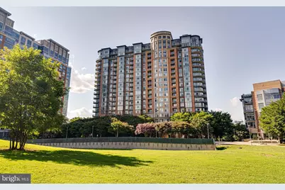 8220 Crestwood Heights Drive #1614, McLean, VA 22102 - Photo 24