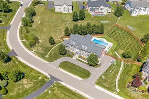 9311 Occoquan Overlook Dr, Lorton, VA 22079 - Photo 12