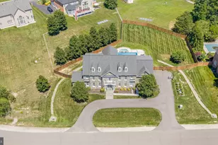 9311 Occoquan Overlook Dr, Lorton, VA 22079 - Photo 14