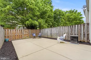 14823 Bolton Rd, Centreville, VA 20121 - Photo 24