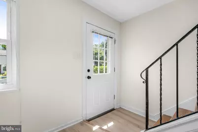 5810 Fifer Drive, Alexandria, VA 22303 - Photo 2