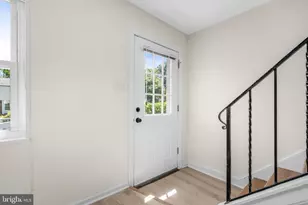 5810 Fifer Dr, Alexandria, VA 22303 - Photo 2