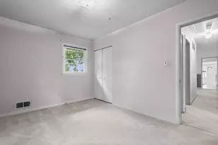 7429 Westwood Park Ln, Falls Church, VA 22046 - Photo 20