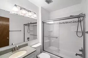 7429 Westwood Park Ln, Falls Church, VA 22046 - Photo 24
