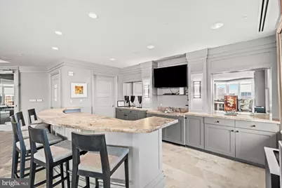 8220 Crestwood Heights Drive #814, McLean, VA 22102 - Photo 10