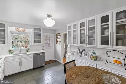 6309 Mori Street, McLean, VA 22101 - Photo 8